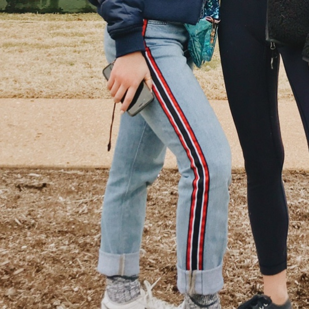 Straight leg, high waisted jeans with red/white stripes